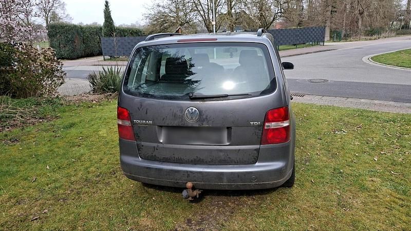 Gebraucht VW Touran 105 PS (77 kW) 2005 Grau Van / Kleinbus
