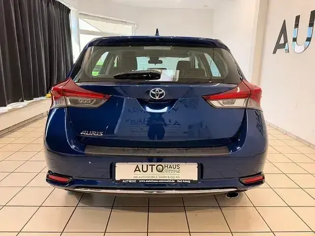 Gebraucht Toyota Auris Comfort 116 PS (85 kW) 2017 Blau Limousine