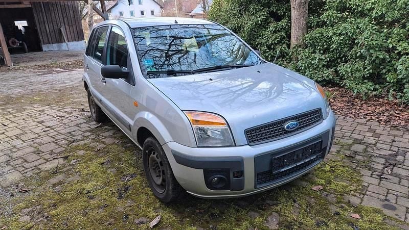 Gebraucht Ford Fusion 80 PS (58 kW) 2007 Silber Kleinwagen