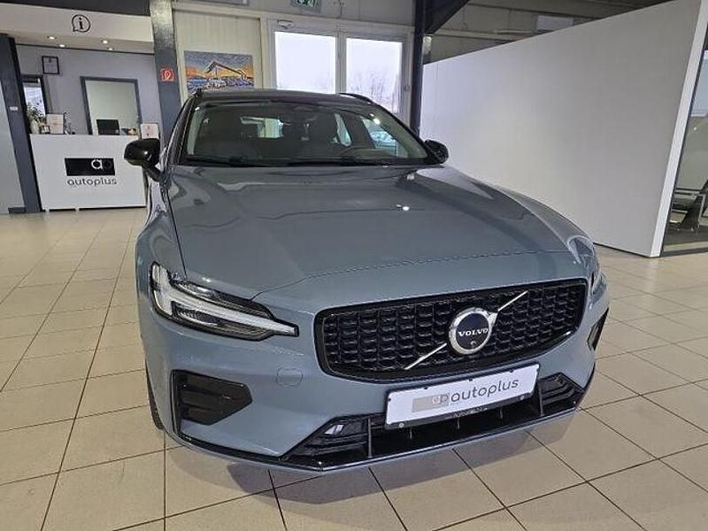 Gebraucht Volvo 360 2022 Andere Limousine