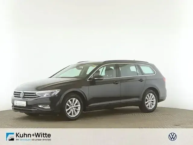 Gebraucht VW Passat Business 150 PS (110 kW) 2023 Schwarz Kombi