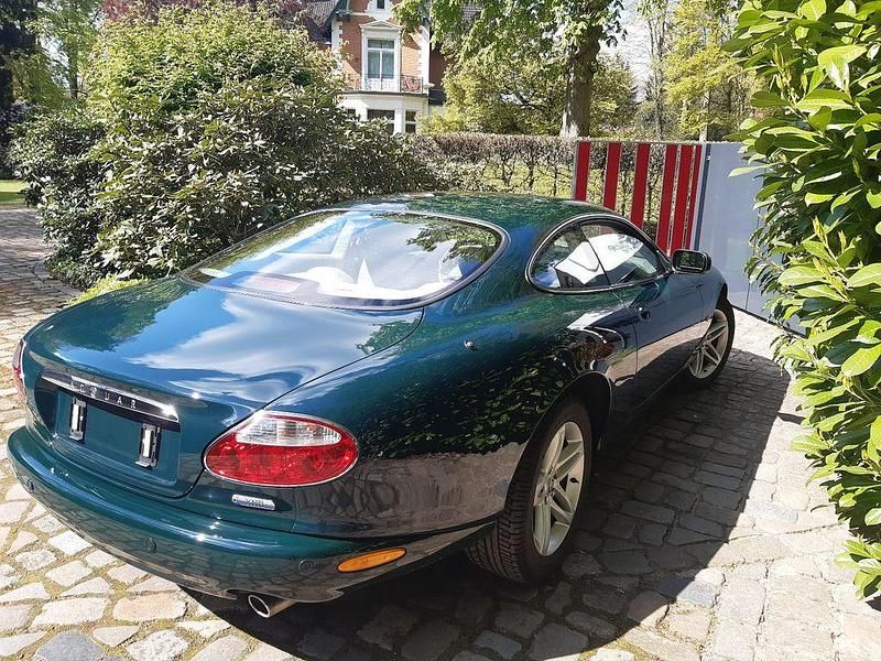 Gebraucht Jaguar XK8 298 PS (219 kW) 2004 Beige Coupé
