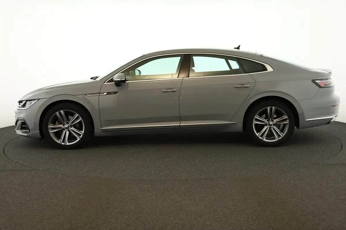 Gebraucht VW Arteon R-line 190 PS (139 kW) 2022 Mondsteingrau SUV