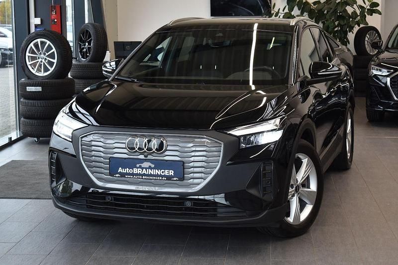 Schwarz Gebraucht 2023 Audi Q4 e-tron Performance SUV | 27.950 € (Guter Preis) - Bild 1/4