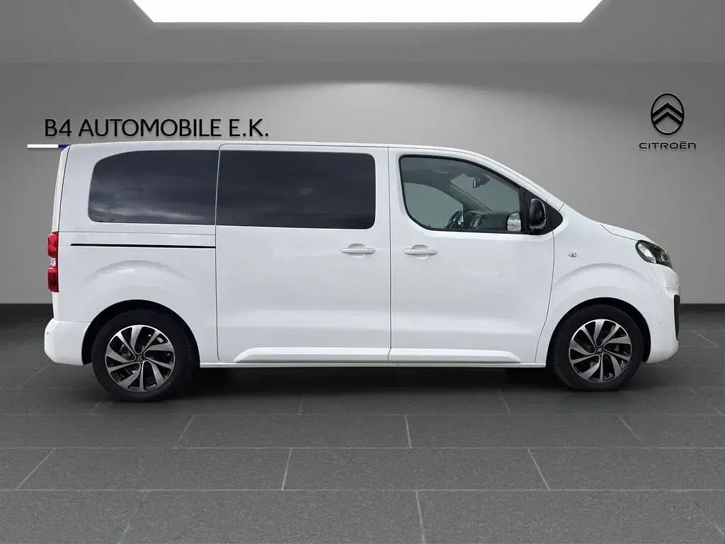 Gebraucht Citroën e-Spacetourer Shine 100 kW (136 PS) 2022 Weiß Van