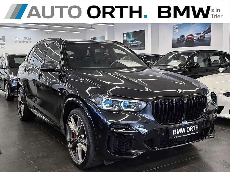 Saphirschwarz Gebraucht 2022 BMW X5 M SUV | 64.800 € (Fairer Preis) - Bild 1/4