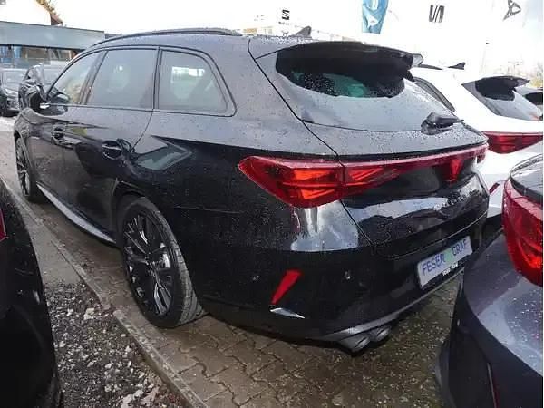 Neu Cupra Leon 333 PS (244 kW) 2026 Midnight schwarz Kombi