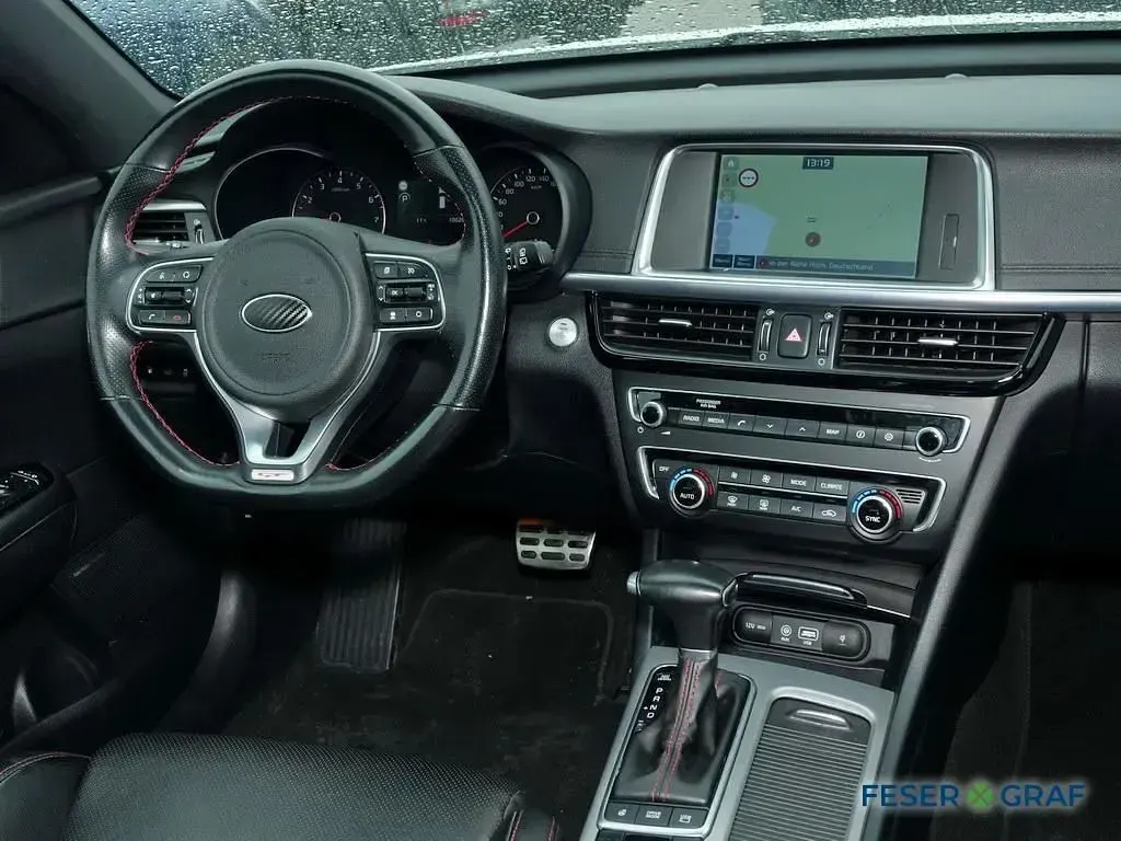 Gebraucht Kia Optima 245 PS (180 kW) 2018 Weiss Kombi