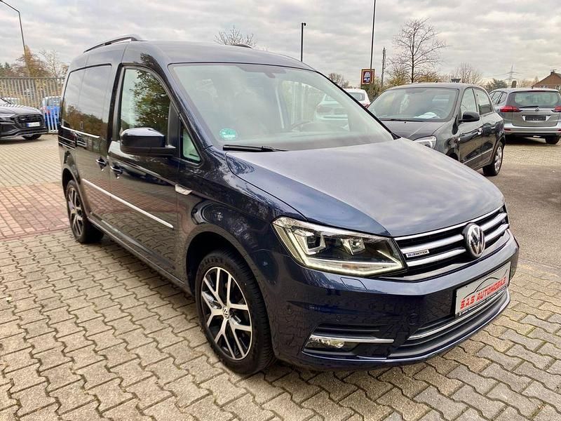 Starlight blue metallic Gebraucht 2016 VW Caddy Highline Van / Kleinbus | 12.999 € (Fairer Preis) - Bild 1/4