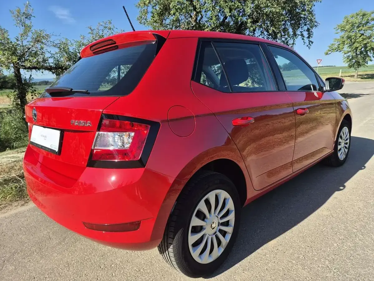 Gebraucht Skoda Fabia Cool Plus 60 PS (44 kW) 2019 Corridarot Kleinwagen