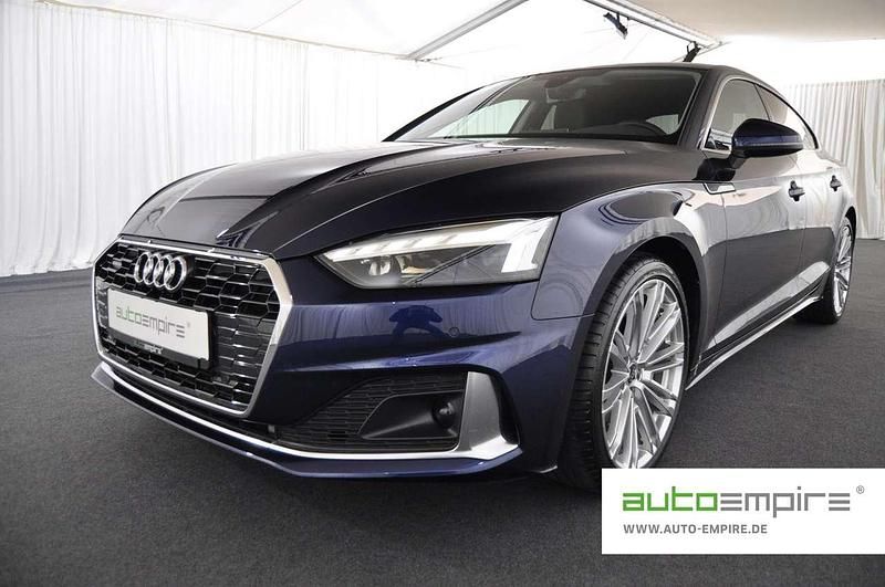 Navarrablau Gebraucht 2022 Audi A5 Sportback Ambiente Coupé | 36.990 € (Fairer Preis) - Bild 1/3