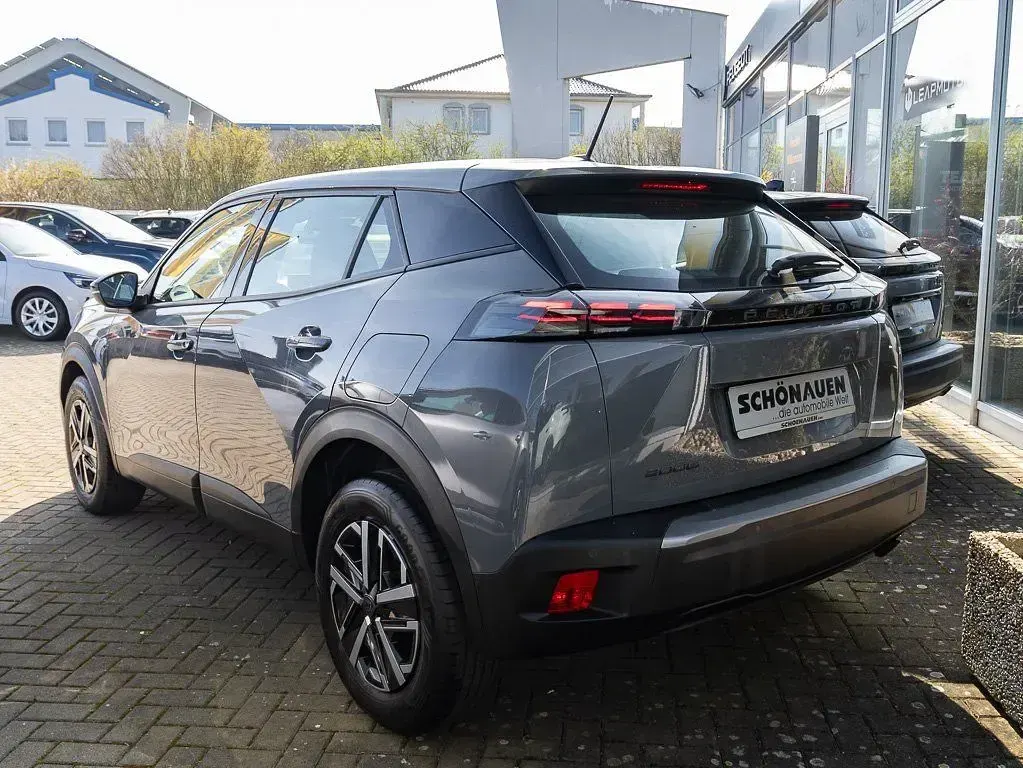 Gebraucht Peugeot 2008 Active 101 PS (74 kW) 2024 Grau SUV