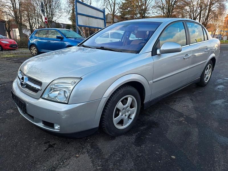 Silber Gebraucht 2004 Opel Vectra Elegance Limousine | 2.500 € (Fairer Preis) - Bild 1/4