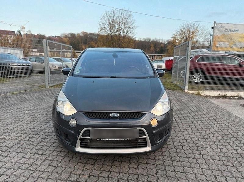 Gebraucht Ford S-MAX Titanium S 175 PS (128 kW) 2009 Grau Van / Kleinbus