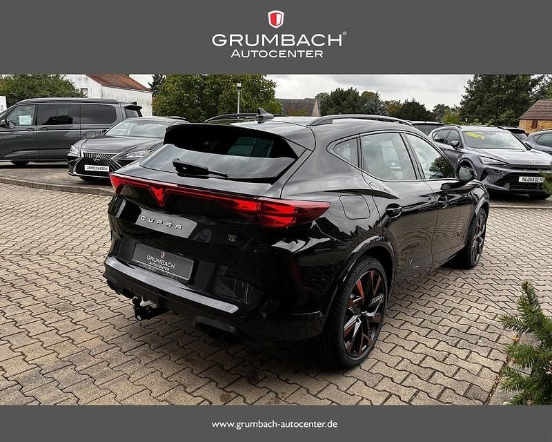 Neu Cupra Formentor VZ 333 PS (244 kW) 2026 0e midnight schwarz metallic SUV