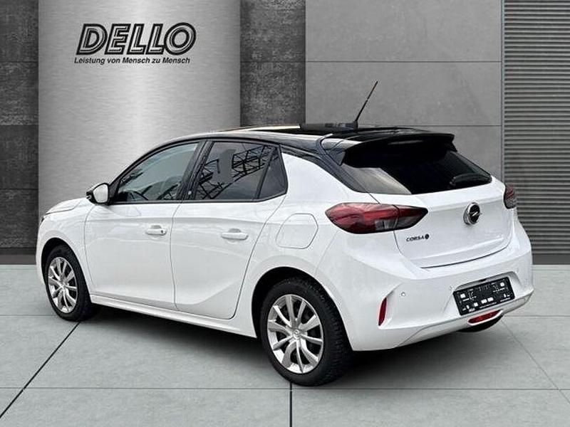 Gebraucht Opel Corsa-e Edition 100 kW (136 PS) 2022 Jade weiss/arktis weiss Kleinwagen