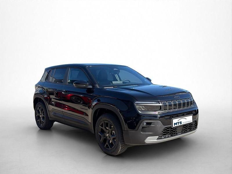 Neu Jeep Avenger 110 PS (80 kW) 2026 Schwarz SUV