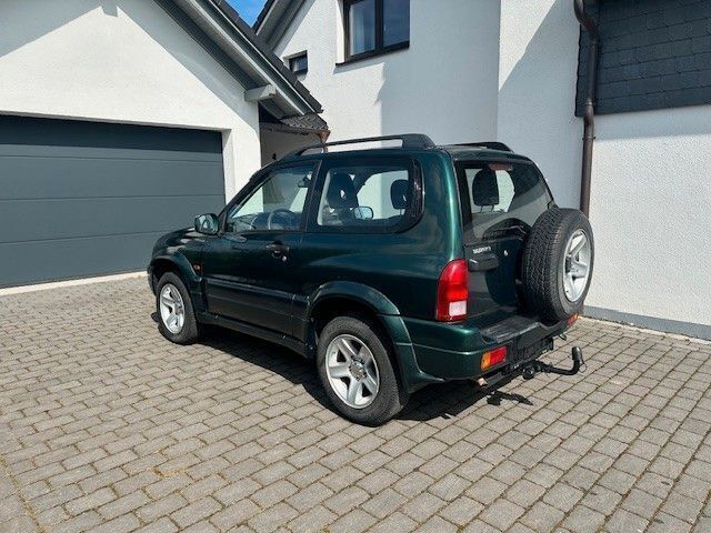 Grün Gebraucht 2004 Suzuki Grand Vitara Comfort SUV | 5.990 € (Fairer Preis) - Bild 1/4