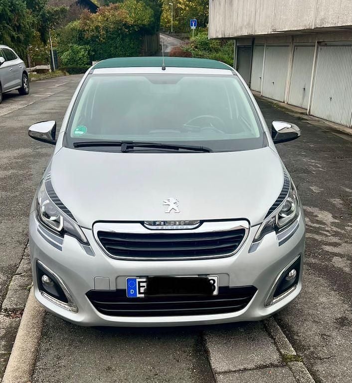 Silber Gebraucht 2020 Peugeot 108 Collection Kleinwagen | 10.500 € (Fairer Preis) - Bild 1/4
