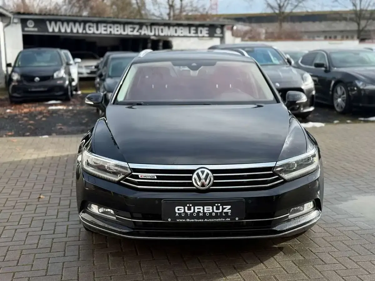 Używany VW Passat Highline 239 KM (175 kW) 2015 Czarny Kombi