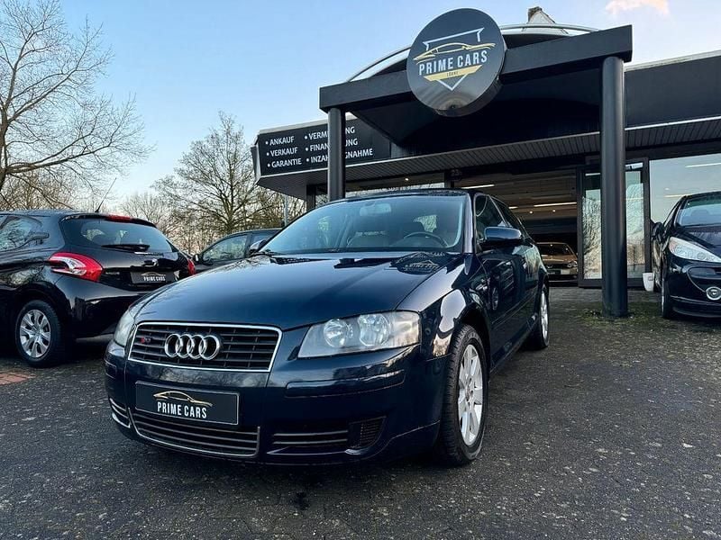 Blau Gebraucht 2004 Audi A3 Ambiente Kleinwagen | 3.499 € (Fairer Preis) - Bild 1/4