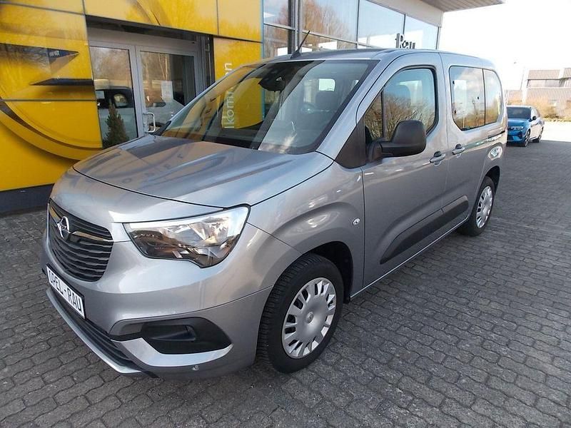 Gebraucht Opel Combo Life Edition 102 PS (75 kW) 2022 Silber Van / Kleinbus