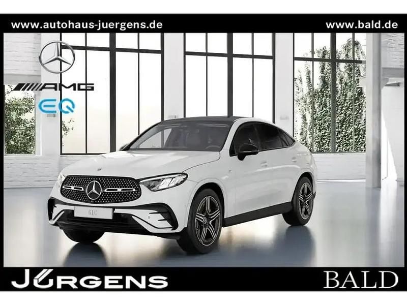 Gebraucht Mercedes GLC300e 197 PS (144 kW) 2025 Unilack polarweiss Coupé