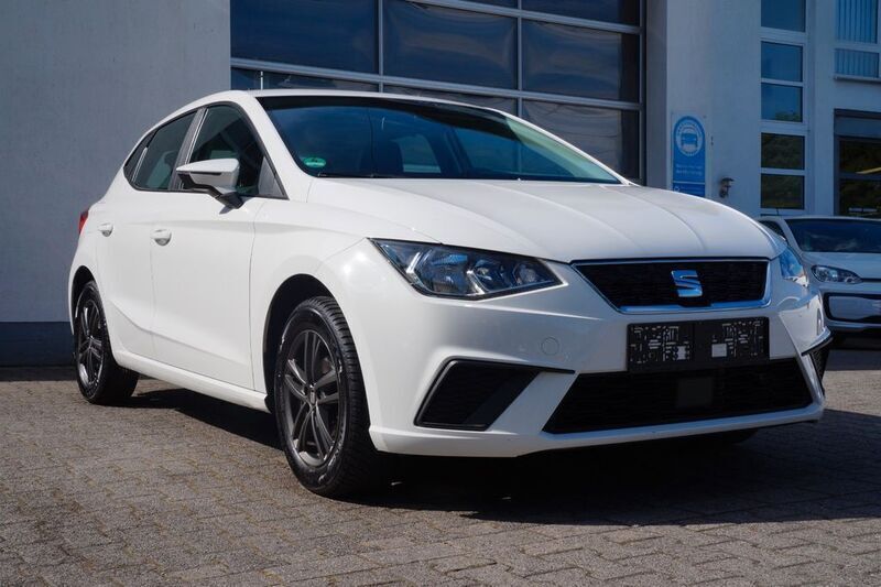 "candy" weiss Gebraucht 2020 Seat Ibiza Style Limousine | 13.800 € (Fairer Preis) - Bild 1/4