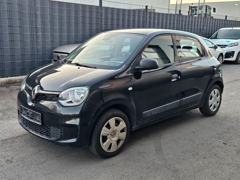 Gebraucht Renault Twingo Life 65 PS (47 kW) 2021 Schwarz Kleinwagen