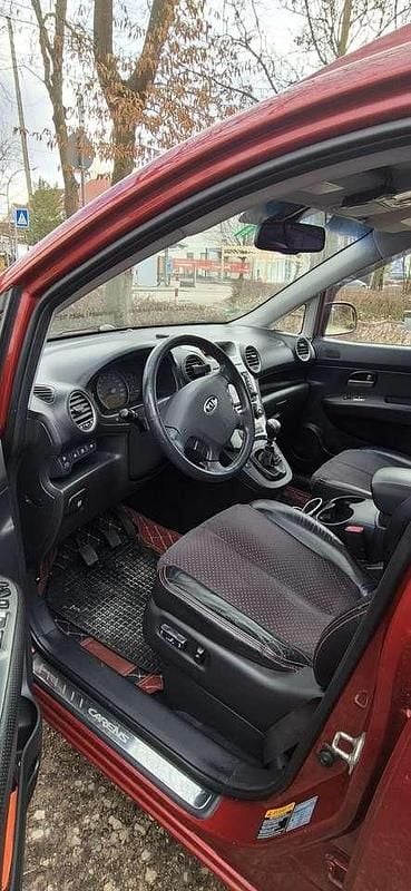 Gebraucht Kia Carens LX 140 PS (102 kW) 2007 Van / Kleinbus