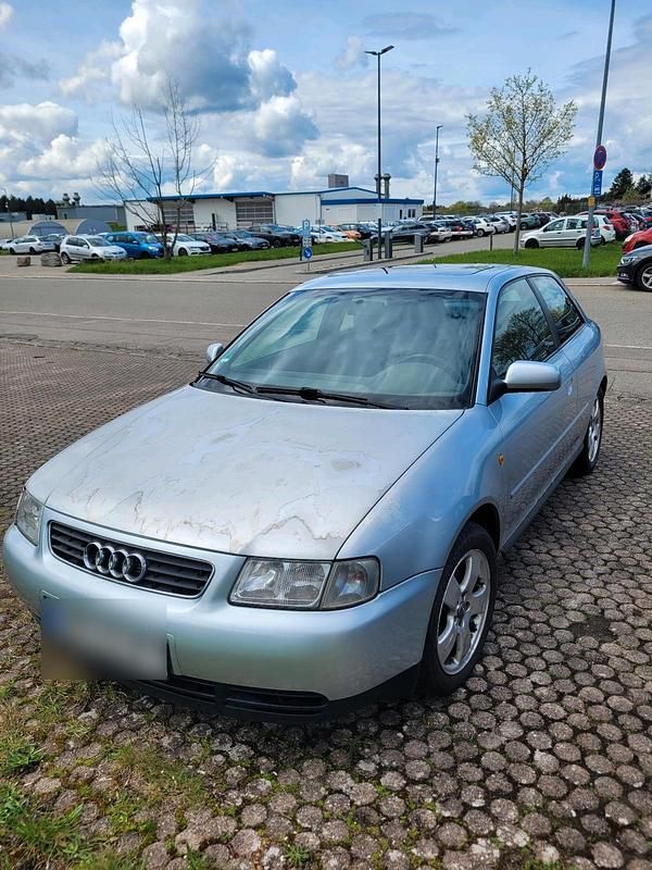 Second-hand Audi A3 125 CP (91 kW) 1996 Argintiu Hatchback