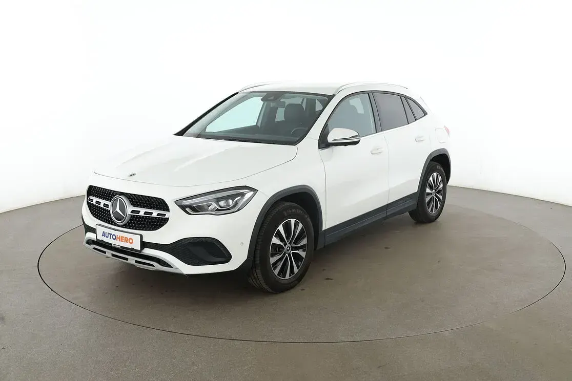 Gebraucht Mercedes GLA250 Style 102 PS (75 kW) 2022 SUV