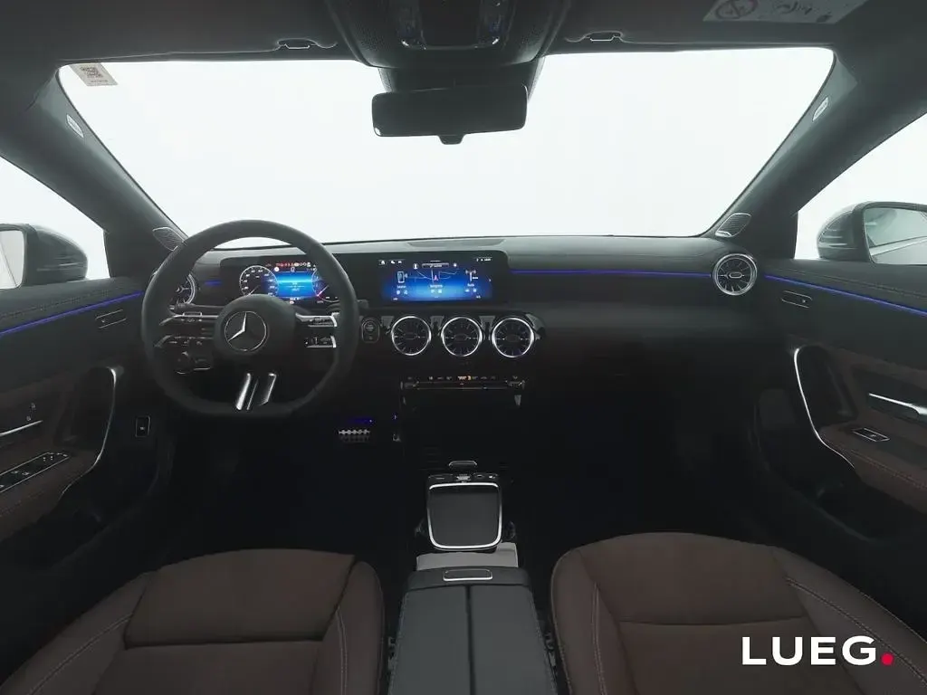 Gebraucht Mercedes CLA200 AMG 163 PS (119 kW) 2025 Grau Limousine