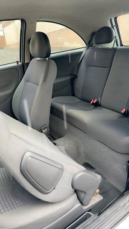 Gebraucht Opel Corsa 75 PS (55 kW) 2002 Grau Kleinwagen