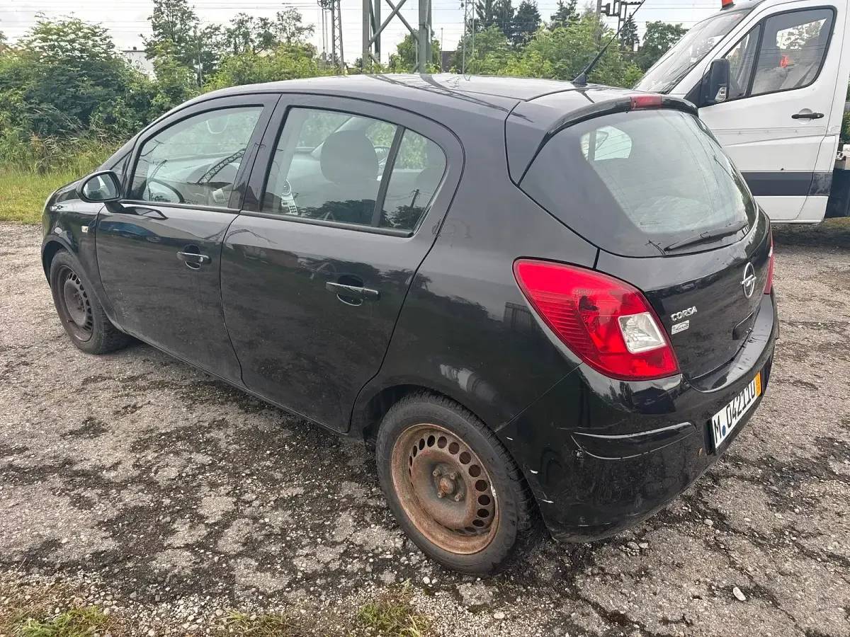 Gebraucht Opel Corsa 75 PS (55 kW) 2008 Schwarz Kleinwagen