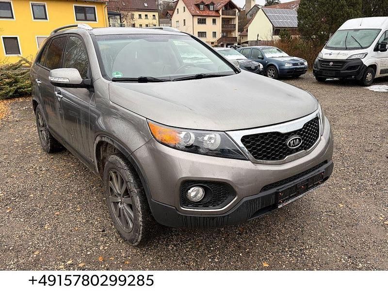 Silber Gebraucht 2010 Kia Sorento Vision SUV | 5.400 € (Superpreis) - Bild 1/4