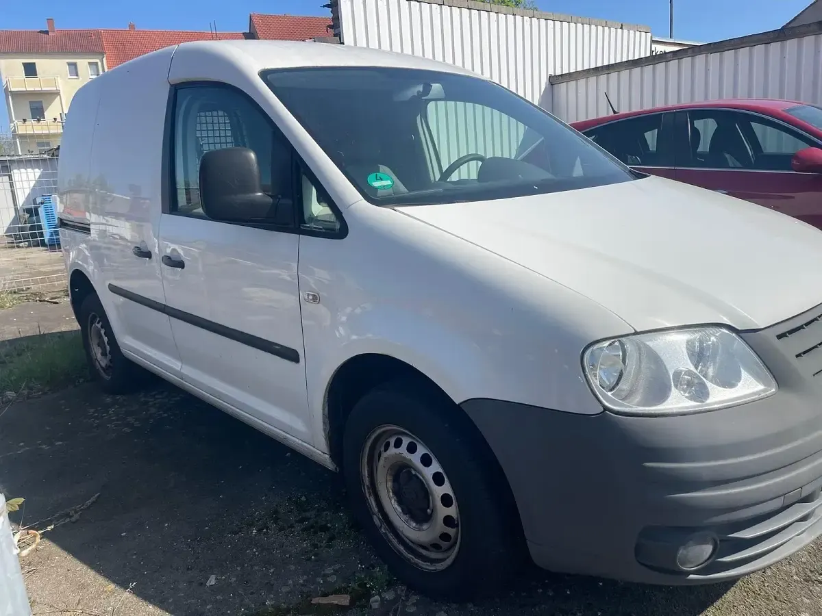 Używany VW Caddy 109 KM (80 kW) 2008 Biały Minivan