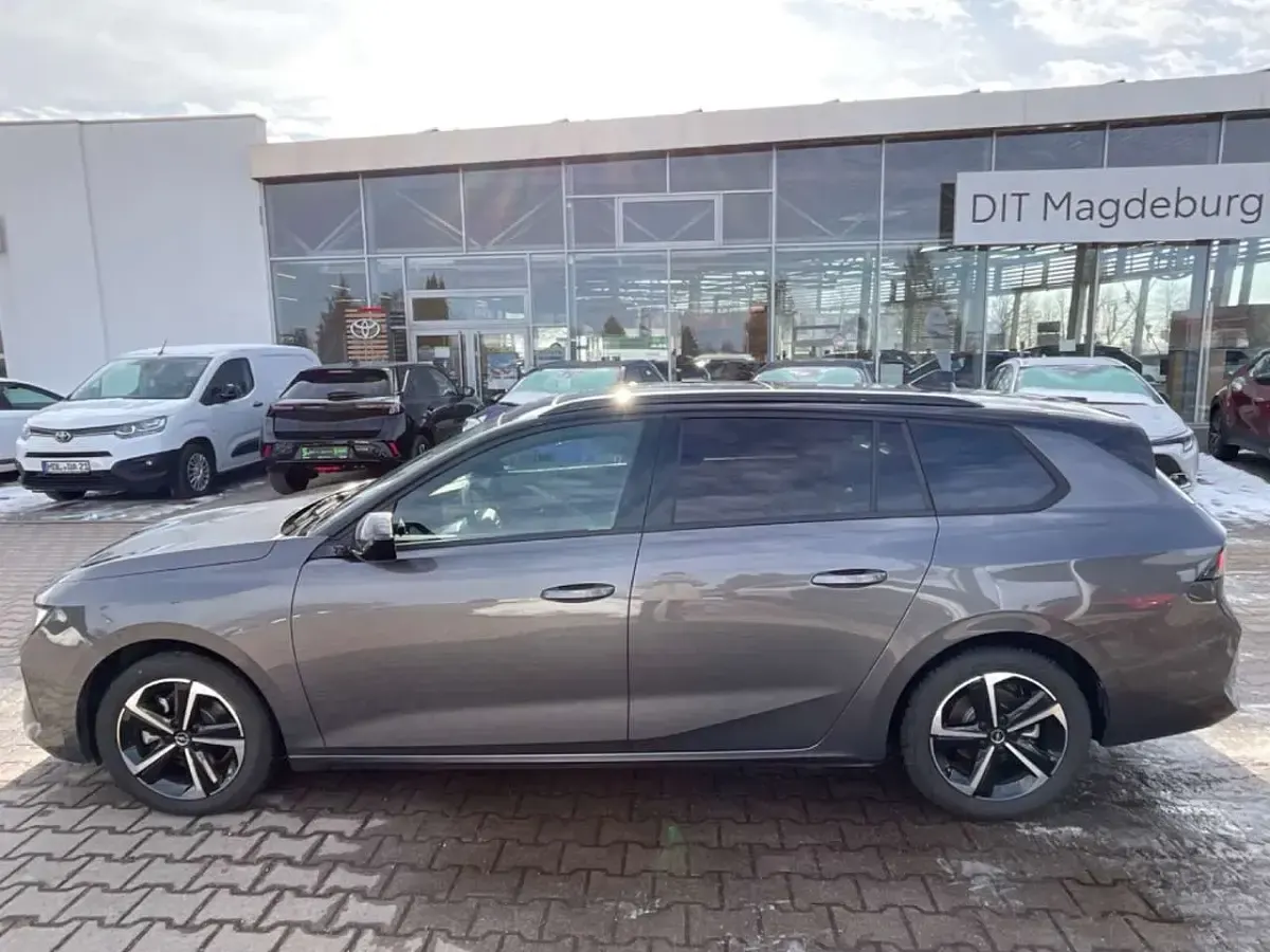 Gebraucht Opel Astra 131 PS (96 kW) 2025 Grau/typ aussenverkleidung met Kombi