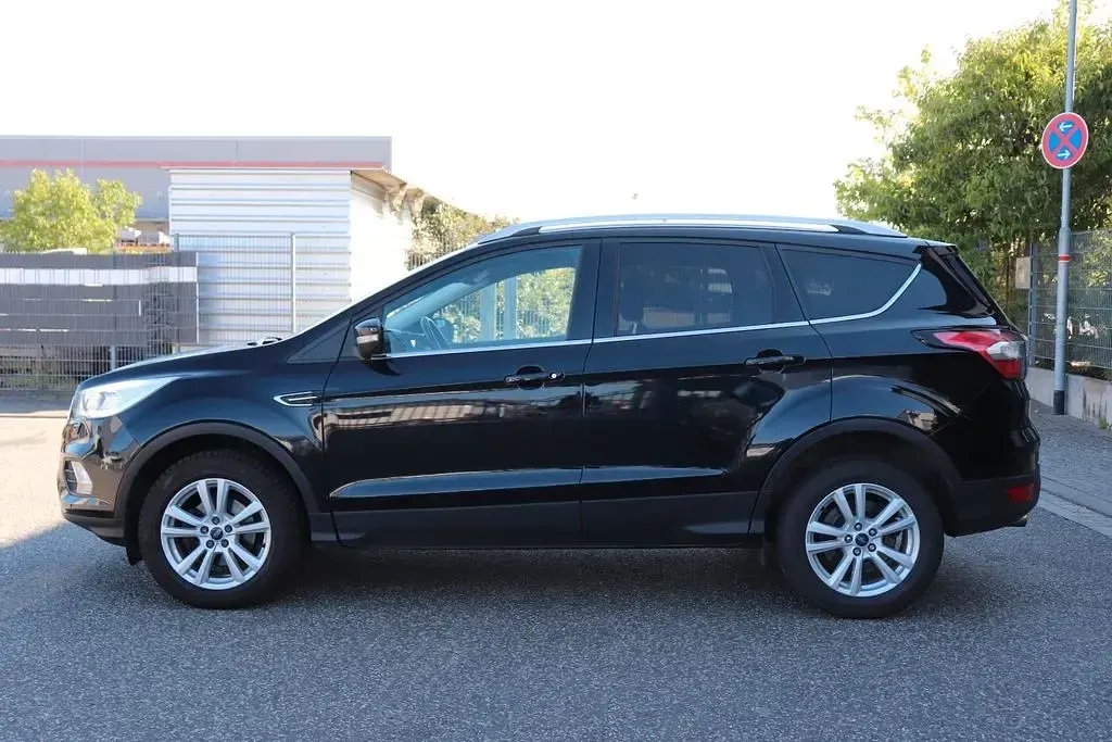 Gebraucht Ford Kuga Cool & Connect 150 PS (110 kW) 2018 Schwarz SUV
