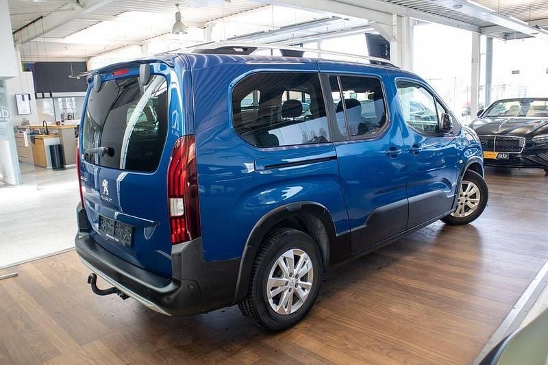 Gebraucht Peugeot Rifter 131 PS (96 kW) 2021 Blau Van / Kleinbus