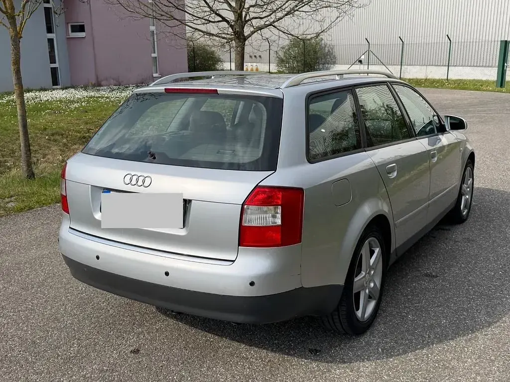 Gebraucht Audi A4 155 PS (114 kW) 2002 Silber Kombi
