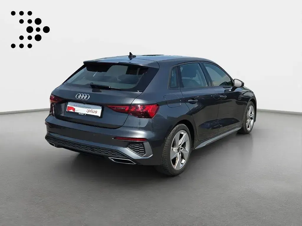 Gebraucht Audi A3 S-Line 150 PS (110 kW) 2023 Daytonagrau perleffekt Limousine