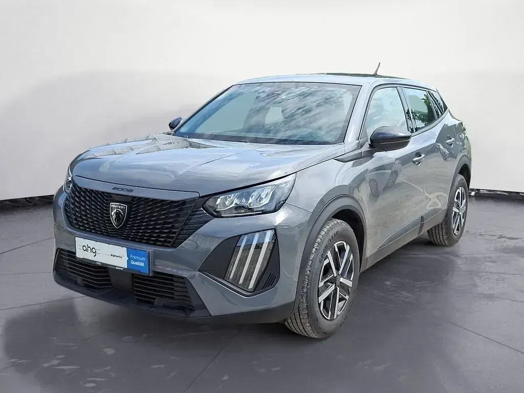 Gebraucht Peugeot 2008 Active 101 PS (74 kW) 2024 Silber SUV