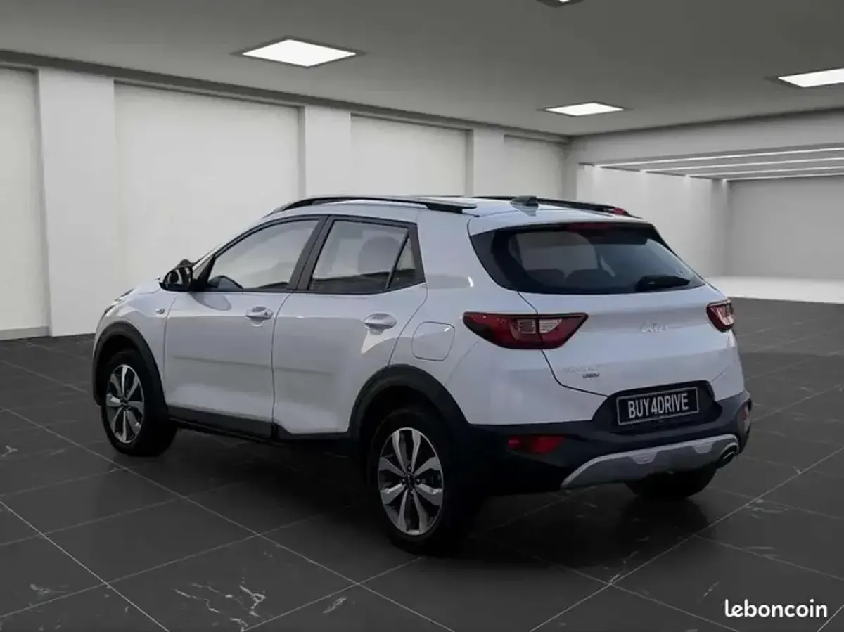Gebraucht Kia Stonic Vision 101 PS (74 kW) 2024 Grau SUV