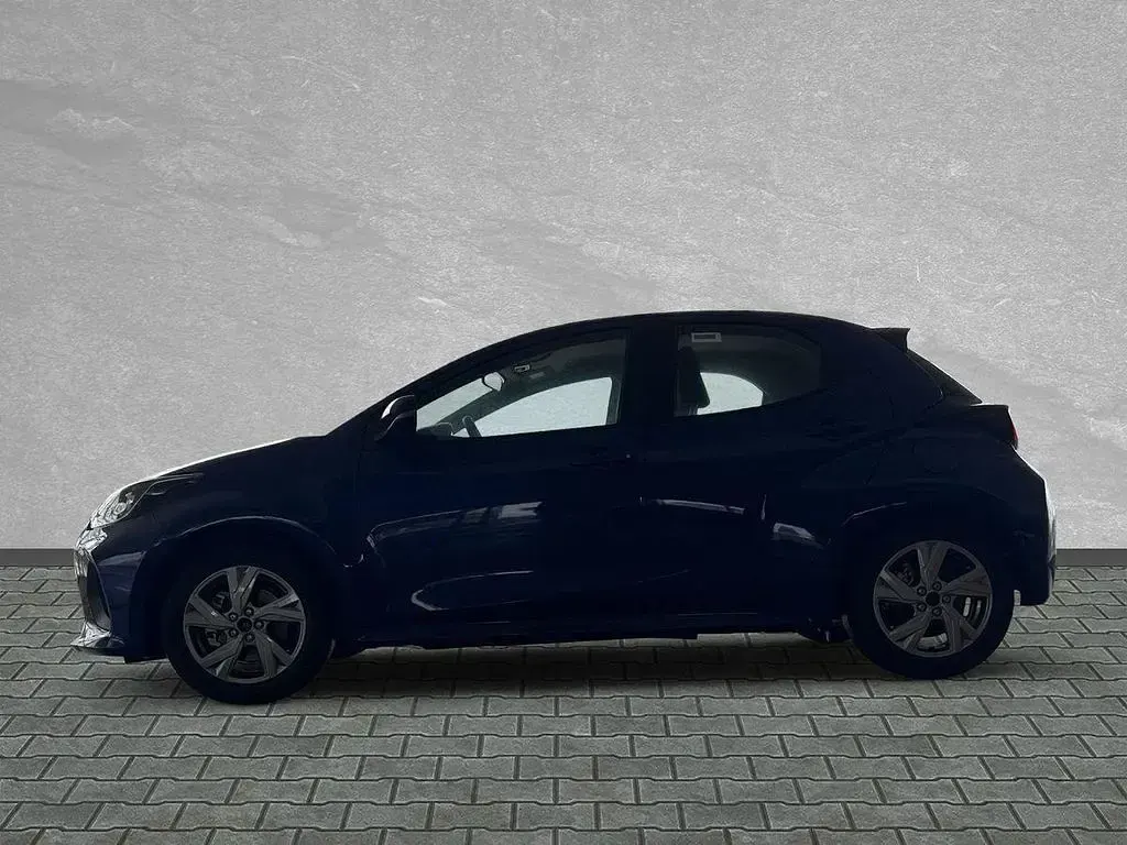 Nowe Mazda 2 Exclusive-Line 116 KM (85 kW) 2025 Niebieski Sedan/Limuzyna