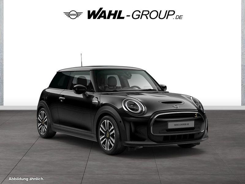Schwarz Gebraucht 2022 Mini Cooper SE Hatch Kleinwagen | 20.890 € (Etwas zu teuer) - Bild 1/4