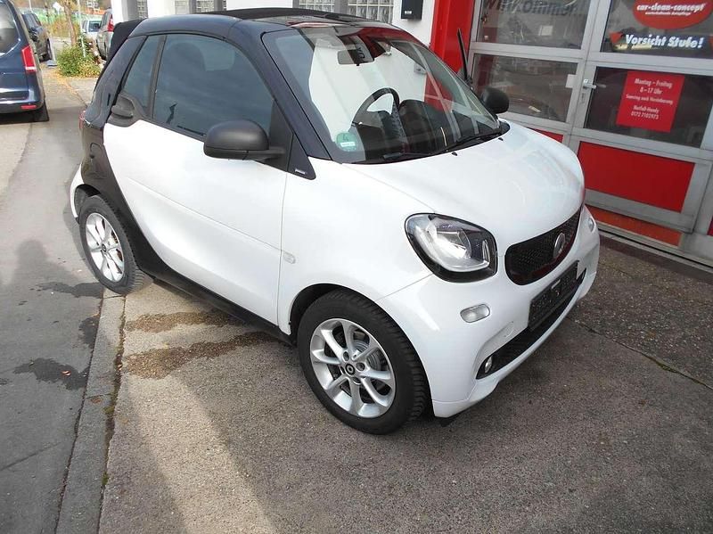 Gebraucht Smart ForTwo Cabrio Passion 71 PS (52 kW) 2019 Weiß Cabrio