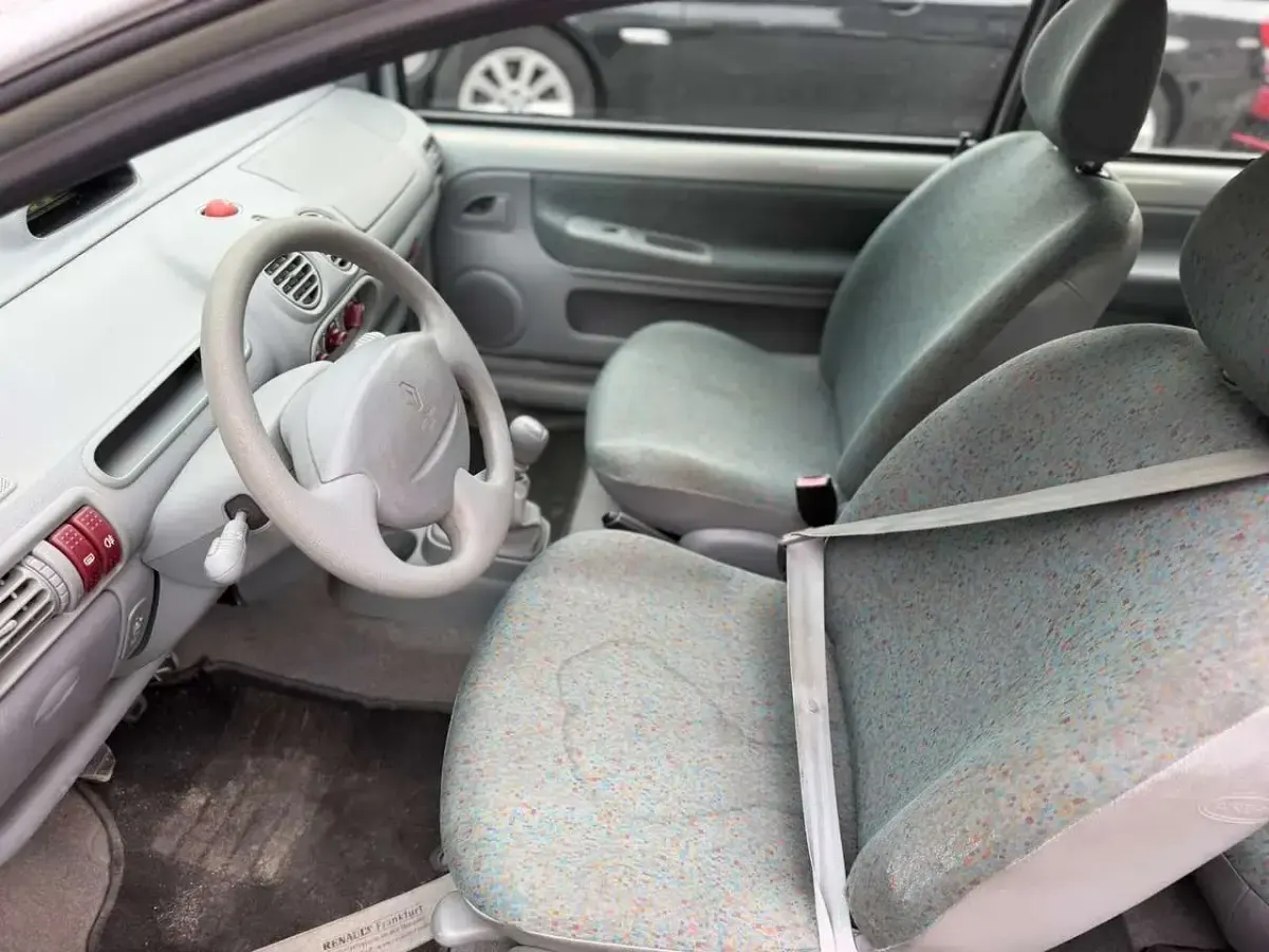 Gebraucht Renault Twingo 58 PS (42 kW) 2004 Other Kleinwagen