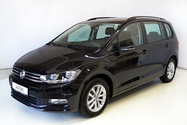 Gebraucht VW Touran Comfortline 110 PS (80 kW) 2016 Schwarz metallic Van / Kleinbus