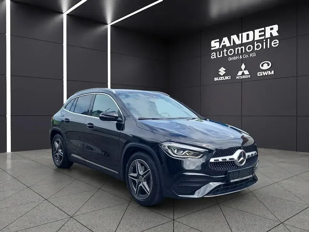 Gebraucht Mercedes GLA250 AMG line 224 PS (164 kW) 2021 Schwarz SUV